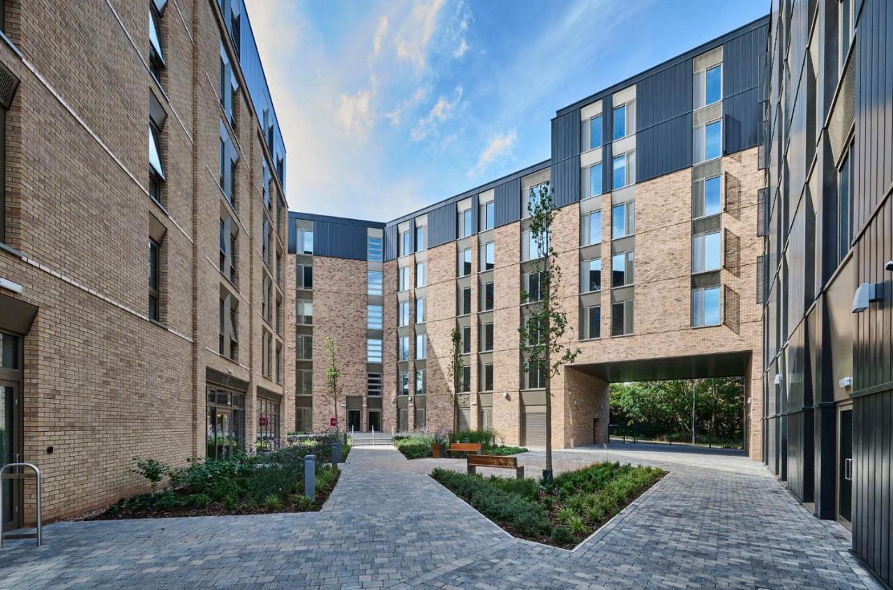 For Students Only The Oaks In Coventry Apartment Exterior foto